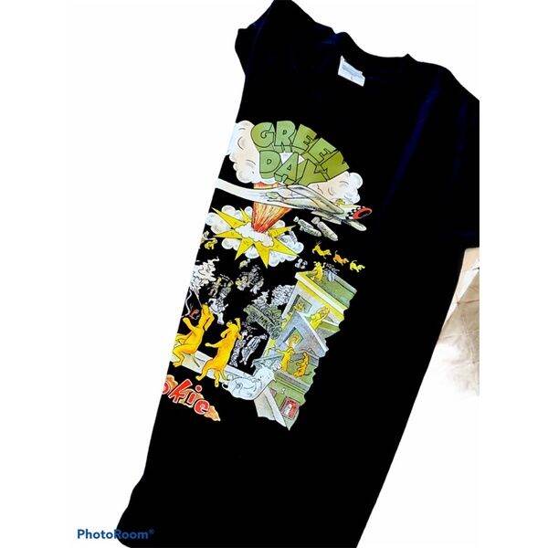 เสื้อวงดนตรี-greenday-ผ้าใส่สบาย-คอไม่ยืดไม่ย้วย-รับประกันความสบาย