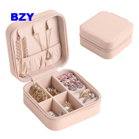 กล่องเครื่องประดับ BZY หนัง PU สีลูกกวาดกล่องเก็บของสำหรับเดินทางสร้อยคอแบบพกพาที่ใส่ต่างหูเครื่องประดับออแกไนเซอร์ Display