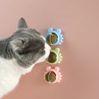 Catokcatnip Cat Wall Stick-On Ball ของเล่น Treats Healthy Natural ลบลูกผมส่งเสริมการย่อยอาหารแมวหญ้าขนมขบเคี้ยวสัตว์เลี้ยง