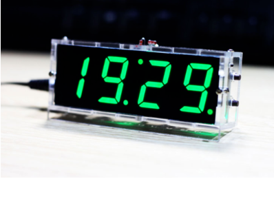 สีเขียวขนาดกะทัดรัด4-Digit Diy นาฬิกาดิจิตอลแอลอีดีชุด Lampu ควบคุม Suhu Tanggal Tampilan Waktu dengan Transparan กรณี