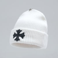 Hat womens  autumn and winter thick knitted hat round face suitable hat warm cold hat white woolen hat