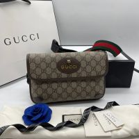 กระเป๋าคาดอก คาดเอว GUCCI งาน Ori  ขนาด 24cm fullboxset  ขนาดกระทัดรัด มีช่องเก็บของขนาดใหญ่ เพิ่มความโดดเด่นด้วยตัวโลโก้ด้านหน้ากระเป๋า 246