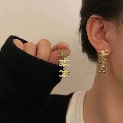 [COD] de Triomphe embossed earrings female and niche 2022 new trendy high-end gold exquisite studTH