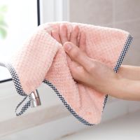 Home Household Hangable Coral Fleece Hand Towel Kitchen Cleaning Non-Linting Absorbent Rag Dish Cloth