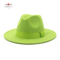 【Explosion umbrella】 QBHAT สีเขียวมะนาวขนสัตว์รู้สึกแจ๊ส Fedora หมวกด้วยริบบิ้นวงผู้หญิงผู้ชายปีกกว้างปานามาพรรค Trilby หมวกแต่งงาน