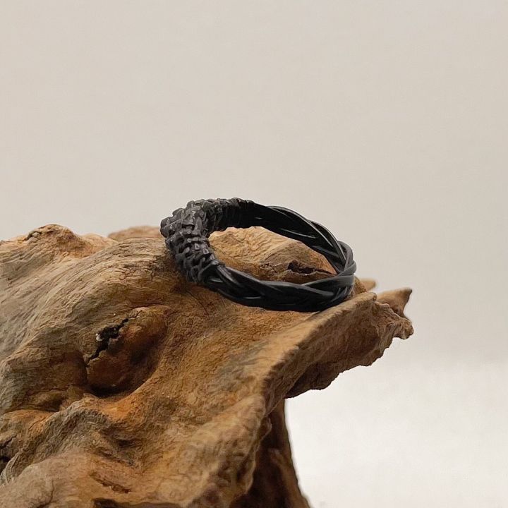 แหวนหางช้าง-แบบปลอก๕-สีดำ-มี2แบบ-ถักหัวแหวน-ไม่ถักหัวแหวน-ของแท้ตลอดชีพ-ถักเองโดยควาญช้าง-งานจริงสวยมาก