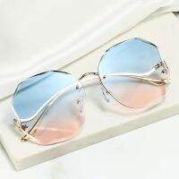 [ZOMI] UV400 Fashion Womens Tea Gradient Ocean Water Cut lens Trimmed Metal Curved Temples Sunglasses