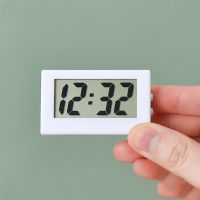 ✿ Japanese minimalist desktop clock home mini triangle DIY creative digital desktop clock student exam mute digital clock