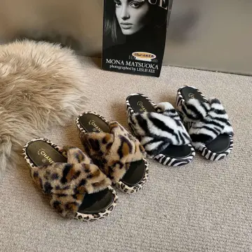 Gucci fluffy online sandals