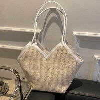 กระเป๋าสะพายความจุขนาดใหญ่กระเป๋าใต้วงแขนสำหรับผู้หญิง Straw Leather Classic Tote Handbag