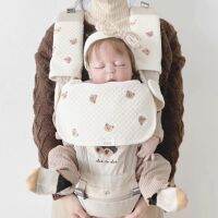 【DT】hot！ 3Pcs/set Baby Bibs Infant Carrier Saliva Sucking with Chest Bite Shoulder Waist Accessories