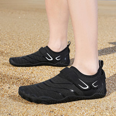 รองเท้าลุยน้ำสำหรับผู้ชาย/ผู้หญิง,รองเท้าลุยน้ำแฟชั่นสวมใส่สบายนุ่มกันลื่นน้ำหนักเบาอินเทรนด์35-46