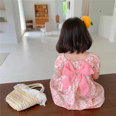 The new summer 2023 childrens princess dress female baby girls wear short-sleeved child broken flower skirt