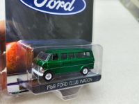 1: 64 1968 Ford Club Wagon Bread School Bus Green Edition Collection Of Car Models