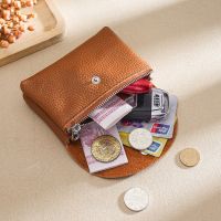 【CW】✶  Leather Short Coin Wallets Card Holder Cowhide Small Money Purse Men Earphone