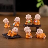 Mini Figurine Buddhist Monk Dolls Garden Terrarium Miniatures Micro Landscape Decor Home Decorations