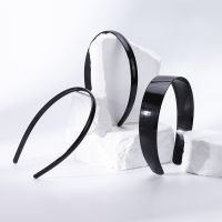 ☁◊✤ 1 Piece Solid Black Color Fashion Head Band for Girls Simple Women Headbands Casual Hair Accessories Plastic Headbans Wholesale