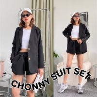 PRE-ORDER : CHONNY SUIT SET ?? เซ็ทสูทขาสั้น สุดปังไม่ไหว! เสื้อสูท นี้ทรงซิกเนเจอร์ กับ กางเกงขาสั้น สม็อคกิมมิกติดเชือกเก๋ๆ