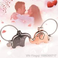 【CW】✁  Hot Sale Kissing Couples  Metal Keychain Keepsake for Holder  290376