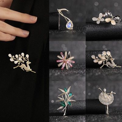 Elegant Crystal  Brooch Suit Pin Matching Accessories