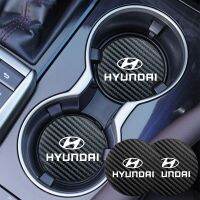 HYS 2ชิ้นรถลื่นถ้วยน้ำ Pad รถจัดแต่งทรงผมสำหรับ Hyundai I30 I20 IX35 I40ทูซอนเก็ตซ์ Sonata Veloster Elantra Solaris Creta