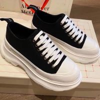 Autumn and winter 2022 ALEXANDERˉ MC QUEENˉ New style canvas shoes High grade canvas shoes Versatile casual sponge cake womens shoes Fathers shoes Campus