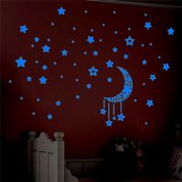 Shine Glow Little Stars Dots สติ๊กเกอร์ติดผนังห้องนอนเด็ก Dark Beauty Fluorescent Stars Girl Children Love Wall Stickers