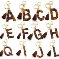 Acrylic Letter Keychain Wholesale 2020 Trendy Initial Alphabet Leopard Letter Key Chain Accessories Small Tassel Keychain
