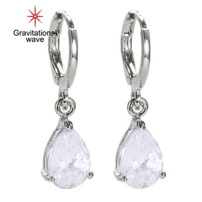 Gravitational Wave Women Teardrop Cubic Zirconia Dangle Hoop ต่างหูงานแต่งงานเครื่องประดับ Gift