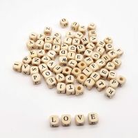 100Pcs 10mm Wood Spacer Beads Cube Natural 26 Alphabet Letter A-Z Random Mixed Letter For DIY Decoration Handmade Neckles Craft