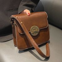 High-end textured bag for women 2023 autumn and winter new popular style versatile crossbody single shoulder armpit square