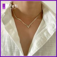 PETI JEWELLERY ทองเหลืองเบิ้ล ห่วงโซ่งู ความวิจิตรงดงาม น้ำหนักเบามาก สร้อยคอสแตนเลสสตีล บุคลิกภาพที่ดี รูปตัววี เครื่องประดับสำหรับผู้หญิง สำหรับผู้ชาย