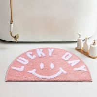 Smile Face Bathroom Mat Microfiber Bathtub Side Floor Mat Non-Slip Bath Mats Tapete Banheiro Bedside Doormat Tapis Salle De Bain