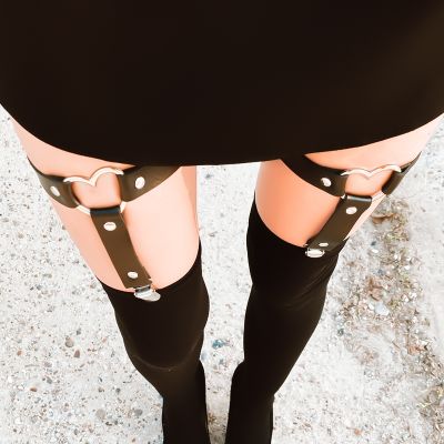 【YF】✎  Harness Garter Belts Stockings Buttocks Bondage Leather Leg Bdam Suspender