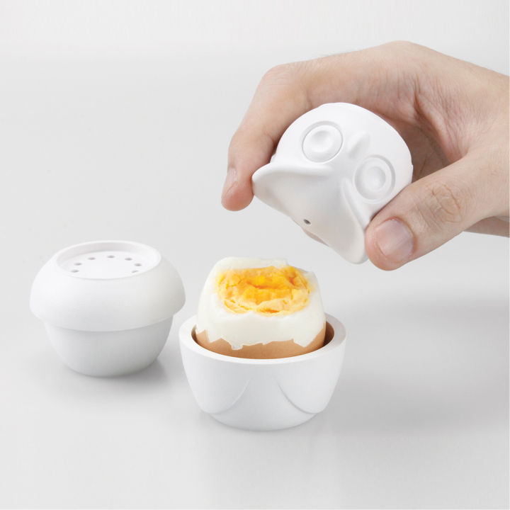 ถ้วยใส่ไข่-ที่วางไข่ต้ม-พร้อมขวดพริกไทยและเกลือ-qualy-morning-owl-egg-cup-amp-salt-amp-pepper-shaker