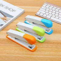 Stapler เครื่องเย็บเล่มขนาดเล็ก เครื่องเย็บเล่มที่ใช้ร่วมกันสำหรับนักเรียน เครื่องเย็บเล่มขนาดเล็ก ใหม่