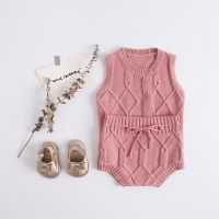 [COD] 2022 baby and childrens knitted twist vest male female cardigan with strap suit