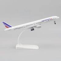 Metal Aircraft Model 20cm 1:400 Air France Boeing 777 Metal Replica With Landing Gear Alloy Material Aviation Simulation Gift