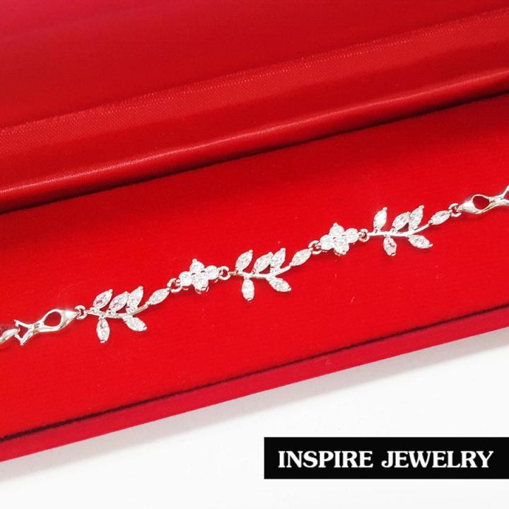 inspire-jewelry-สร้อยข้อมือเพชร-รูปดอกไม้-และใบไม้-เลื้อยยาวรอบข้อมือ-เพชรรูปมาคี-เพชรcz-และสายเพชร-งานจิวเวลลี่-แบบร้านเพชร-งานน่ารัก-ปราณีต-สวยงาม-พร้อมกล่องกำมะหยี่-เหมาะกับการแต่งกายทุกรูปแบบ