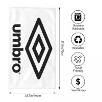 UMBRO ผ้าขนหนู ดูดซับน้ําได้ดี ลายโลโก้ ทรงสี่เหลี่ยม ขนาด 70x40 ซม. สําหรับเล่นกีฬา โยคะ วิ่ง ฟิตเนส กลางแจ้ง