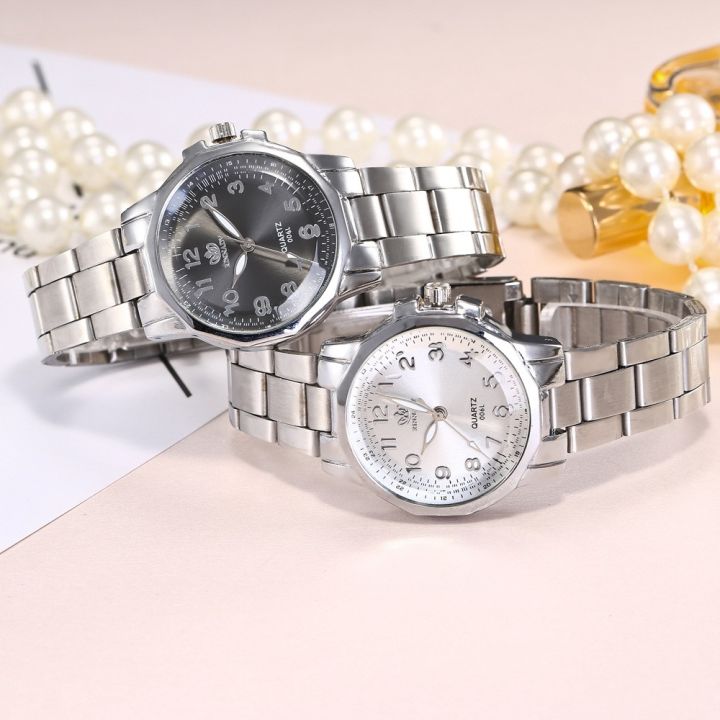 ผู้หญิงระดับไฮเอนด์ดูลำลองสุภาพสตรีโลหะผสมเหล็กวงนาฬิกาขนาดดิจิตอลนาฬิกาควอทซ์ผู้หญิง