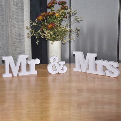 【CC】 3Pcs/set Mr   Mrs Birthday Letters Wedding Decorations Decoration Supplies Sign
