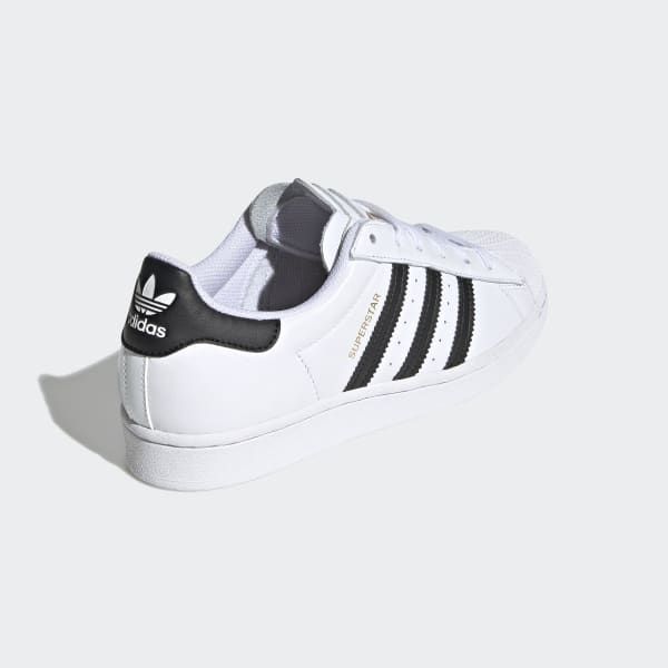 adidas-รองเท้าผ้าใบ-รุ่น-lisa-อาดิดาส-ซุปเปอร์สตาร์-superstar-สวยทุกมุมมอง-ลิขสิทธิ์แท้-100-จาก-adidas-พร้อมส่ง