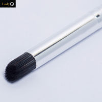 Lady Q แปรงลงสีบริเวณรอยพับตา Eye shadow contour Brush - สีดำ (LQ-021)