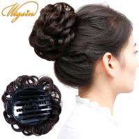 สั้น Curly Messy Claw Chignon เจ้าสาว Bun ผมปลอมธรรมชาติ Hairpiece วิกผมสังเคราะห์คลิปในต่อผมหางม้า