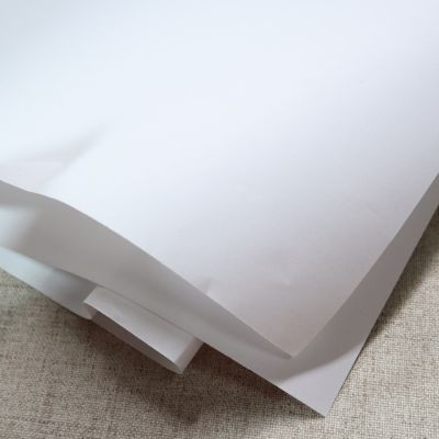 กระดาษสร้างแพทเทิร์น กระดาษสร้างแบบเสื้อ 78 x 100 ซม. กระดาษแผ่นใหญ่ สีขาว กระดาษอย่างดี กระดาษสร้างแบบเสื้อผ้า