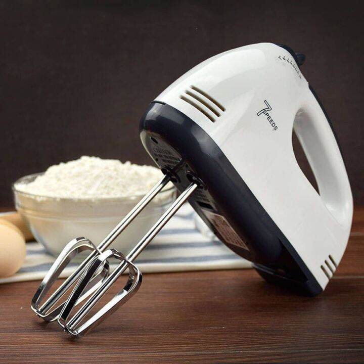 Manual cake clearance mixer