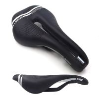 เบาะลดอาการเจ็บก้น มีร่องกลาง ลดการกดทับ หัวตัด ทรงคล้าย  selle novus boost เบาะจักรยาน อานจักรยาน [บรรจุ 1 ใบ]