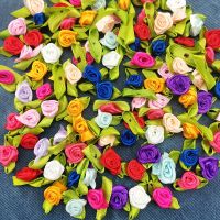 ；‘。、’ 100PCS Satin Bow-Knot Mini Colourful Rosette For Home Wedding Party Rion Clothing Decoration Scrapbooking DIY Crafts Supplies