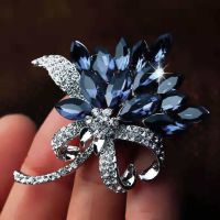 【YF】 New 2021 Bouquet With Rhinestone Brooch Fashion Accessories Corsage